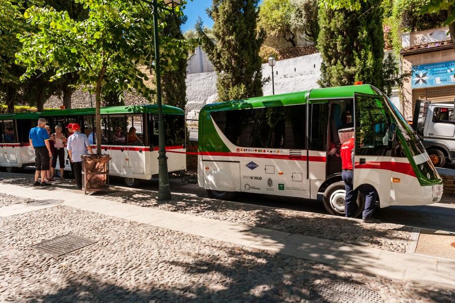 Granada City Train 1 or 2-Day Hop-On Hop-Off Ticket - Who this Granada train is best for