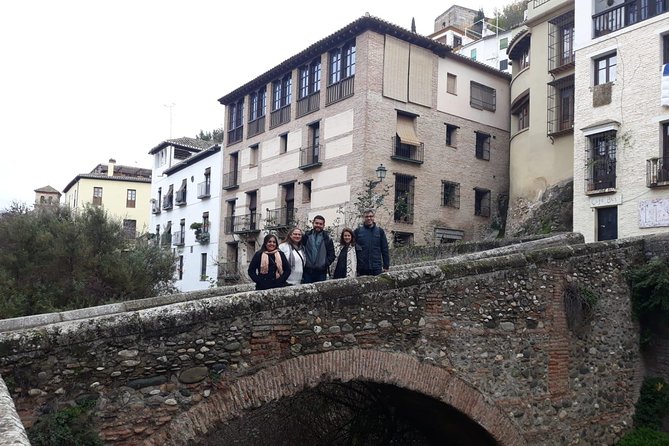 Granada Day Trip: Alhambra & Nazaries Palaces from Seville - What to pack for this Granada from Seville day trip