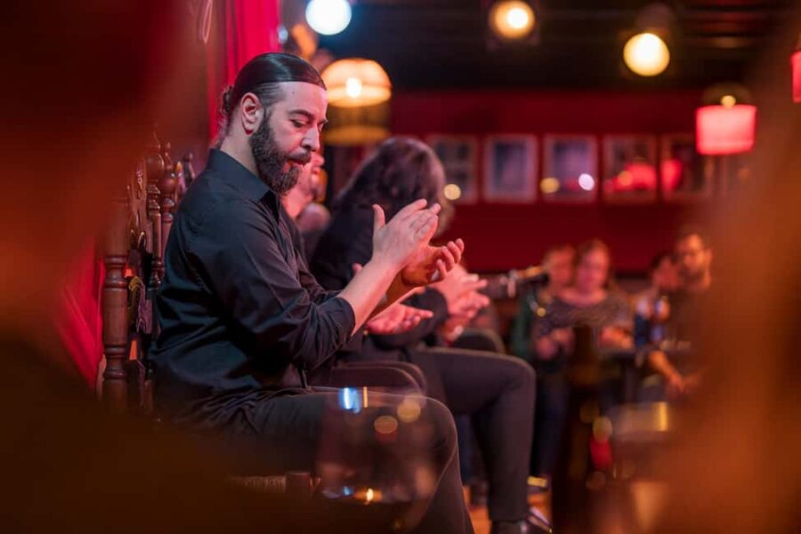 Granada: Flamenco Show with Dinner at Jardines de Zoraya - Dinner in the Gardens: What You Actually Get