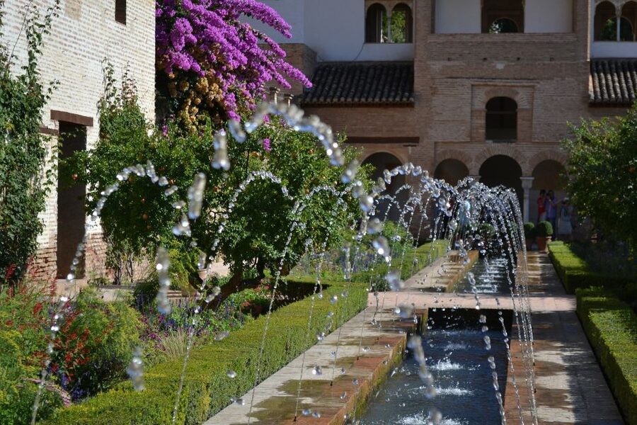 Granada: Full Alhambra Premium Guided Tour with Tickets - El Partal and Generalife: A Garden Break With Purpose