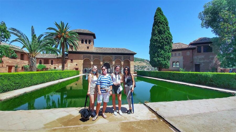 Granada: Full Alhambra Premium Guided Tour with Tickets - Charles V and the Finish at Ticket De Alhambra