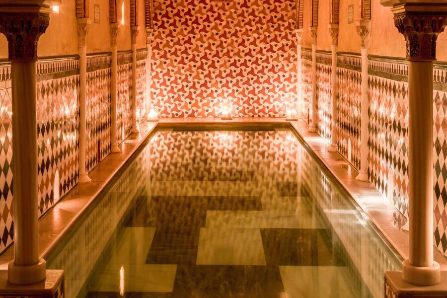Granada: Hammam Al Ándalus with Massage - Who should book, and who should skip this hammam