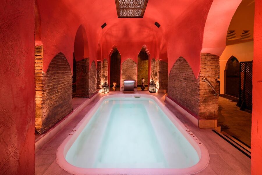 Granada: Hammam Experience with Massage at Baños de Elvira - The massage after heat: what 30 minutes is really for