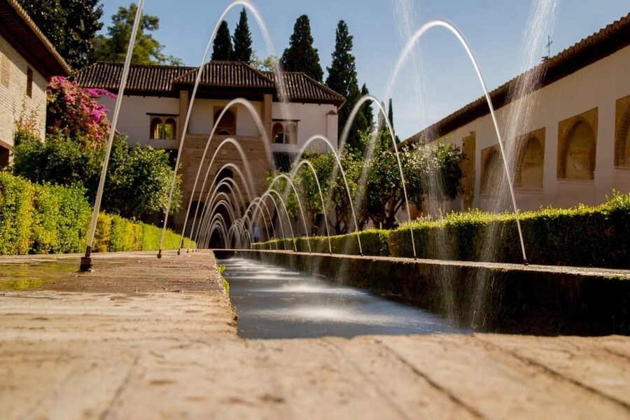 Granada: Tour of Alhambra, Generalife, and Nasrid Palaces - Should you book this Alhambra tour?