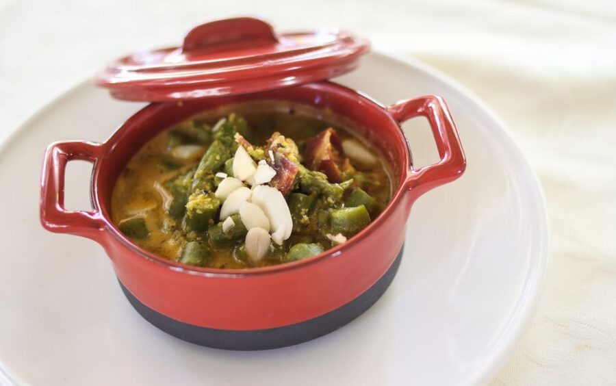 Granada: Walking Food Tour - Olive oil and product stops that teach you to shop better