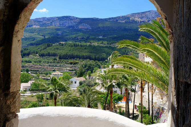Guadalest & Algar Falls Excursion - From Albir, Benidorm & Calpe - Dress code and essentials: what to pack so the day stays easy