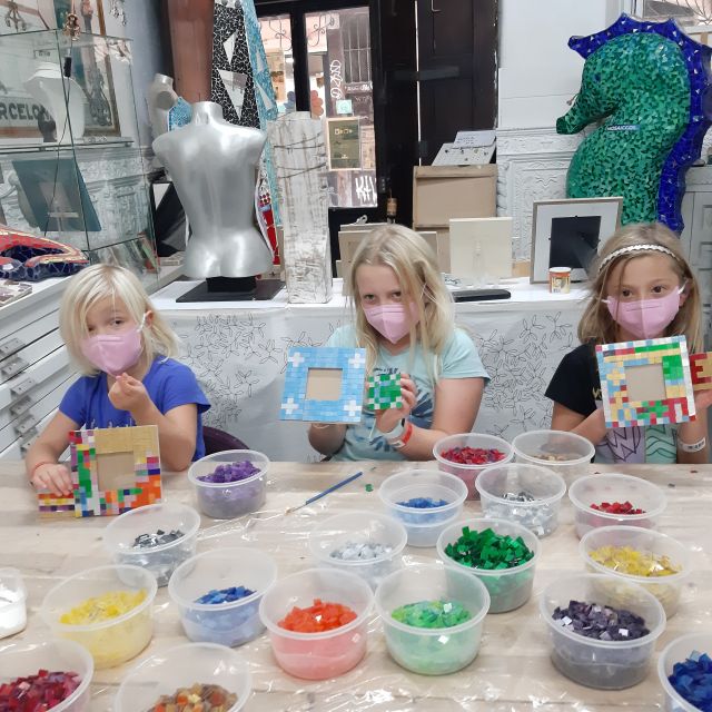 Guided Gaudí’s Trencadís Mosaic Workshop in Barcelona - Designing Your Mosaic: Frames, Coasters, Boxes, and Animal Shapes