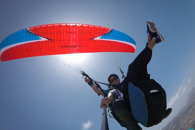 High Performance Paragliding Tandem Flight in Tenerife South - What it’s really like in the air: takeoff height, thermal currents, and flight time