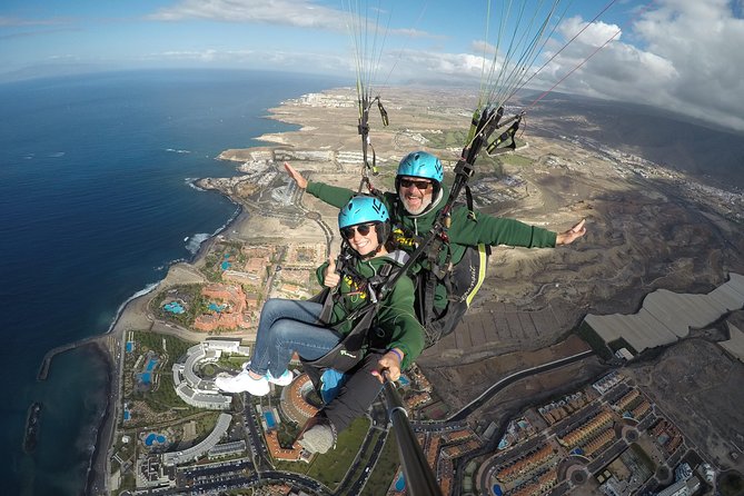 High Performance Paragliding Tandem Flight in Tenerife South - What to wear in Tenerife air: cold hands, wind, and practical packing