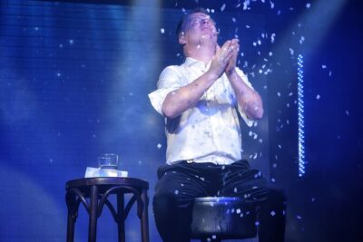 House of Illusion Magic Show with Drinks