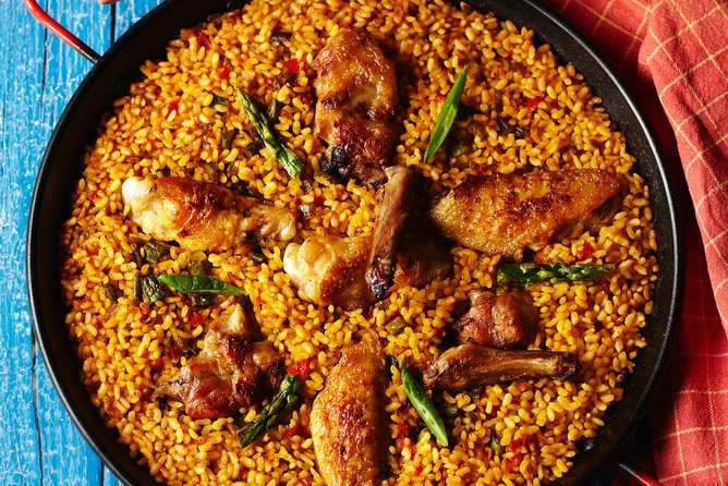 Interactive Paella & Market: Bottomless Wine & Rambla Views - Why La Rambla Market-to-Paella Feels Like a Real Barcelona Day