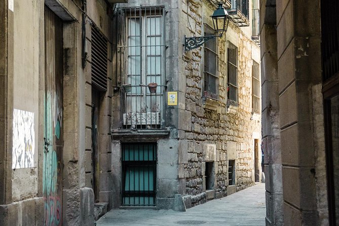 Jewish Walking Tour Barcelona by Expert Jewish Guide 2h - Key takeaways before you walk