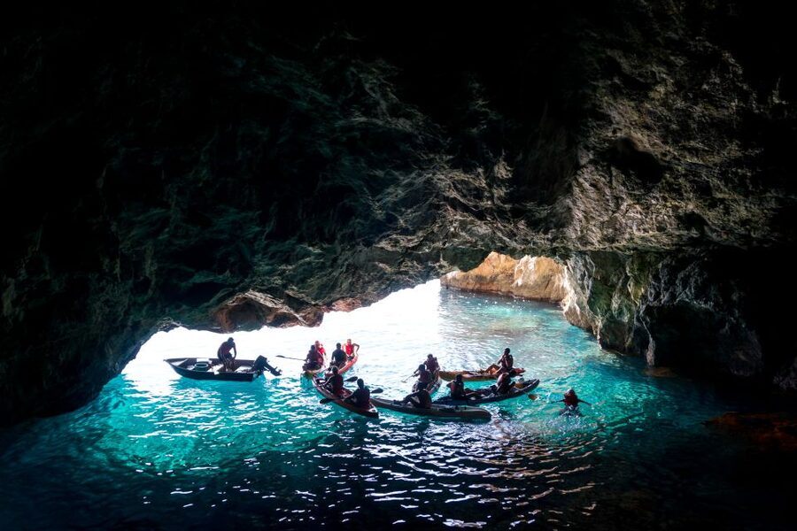 La Herradura: Cerro Gordo Natural Park Kayak & Snorkel Tour - Snorkeling stop: clear water, included gear, and respectful rules