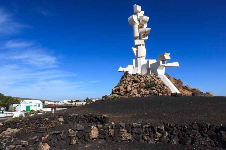 Lanzarote: César Manrique Full-Day Tour - Fundación César Manrique: what his house teaches you about his rules
