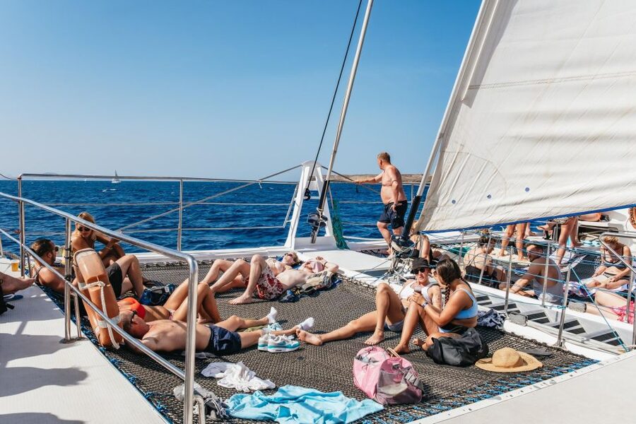 Lanzarote: Day Trip to the Papagayo Beaches by Catamaran - Lunch on Board: Paella or Pasta, Fruit, and the Sweet Spot of No-Stress Dining
