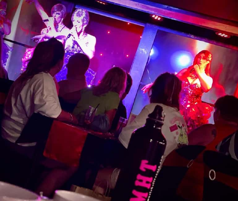 Lanzarote: MHT Comedy Drag Dinner Show - Comedy, Singing, and Dancing in English: What the Performance Feels Like