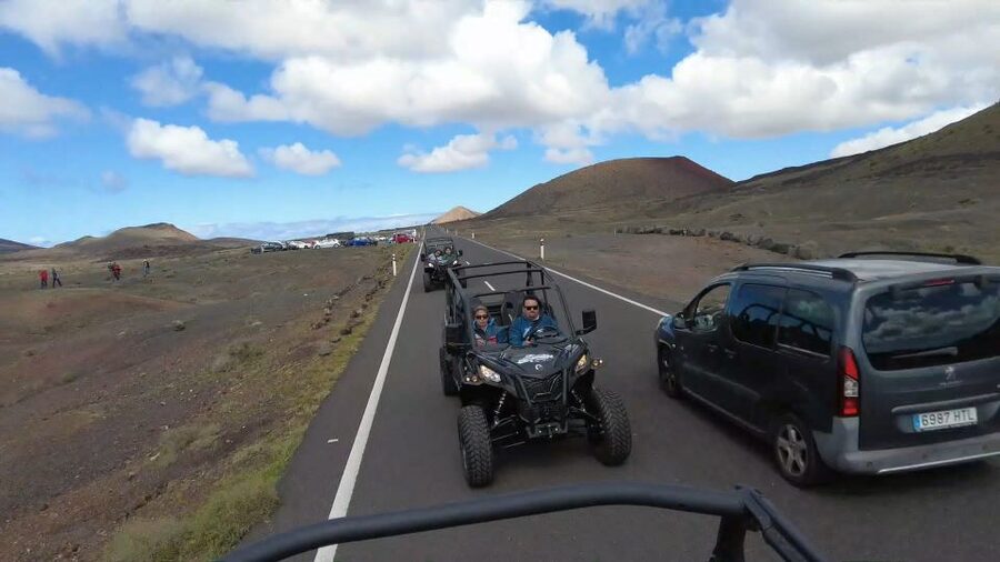Lanzarote: Mix tour Guided Buggy Volcano Tour 4 or 6 seater - What to wear and what to bring, so you enjoy it instead of counting the minutes