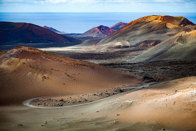 Lanzarote Short South Tour with Timanfaya Volcano Entrance - Camel Shed Stop: Optional Ride and How to Decide