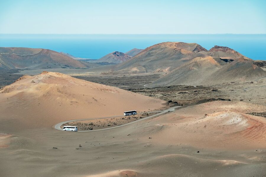 Lanzarote: Timanfaya National Park & La Geria Tour - El Golfo Green Lagoon: quick, colorful, and easy to enjoy