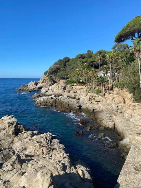 Lloret de Mar: Guided Sightseeing Tour in a 4x4 Vehicle - From Camping cala llevado to Tossa de Mar: how the route shapes your experience