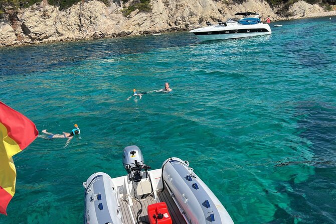 Luxury Catamaran sailing with welcome Drinks Tapas Max10-12Person - Crew On Board: Friendly Hosts, Real Sailing Energy