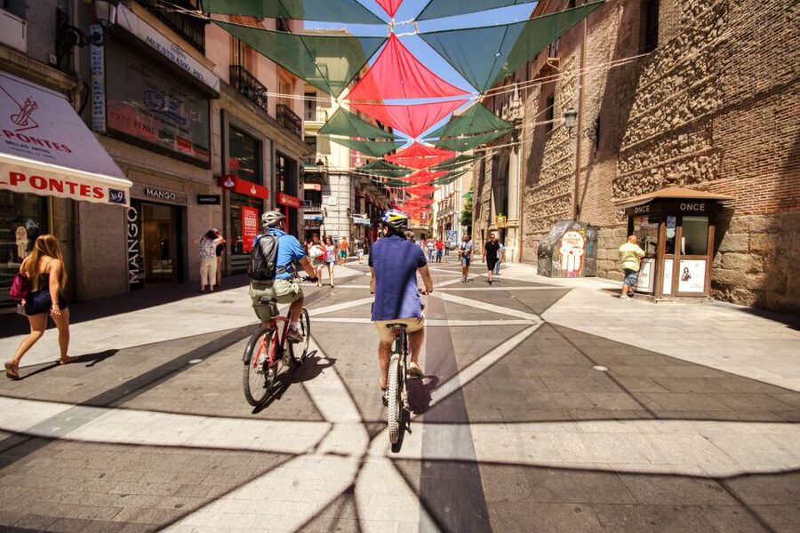 Madrid City Guided Bike/E-Bike Tour for Small Groups - Las Cortes and the Hill Toward Retiro Park