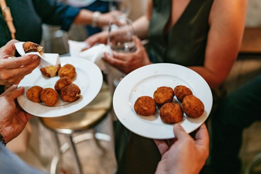 Madrid: Food & Wine Tour with 10 Tapas & 4 Drinks Included - The Drinks Are Part of the Story, Not Just a Free Add-On