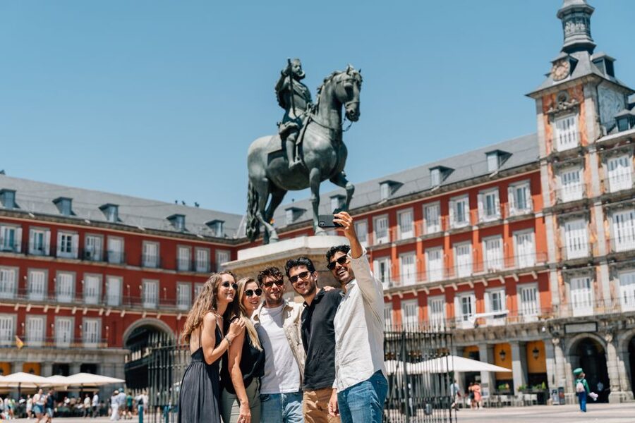 Madrid: Guided Tapas and Wine Tour with Rooftop Views - Carrilleras and Smashed Potatoes at an Old-But-Renovated Bar