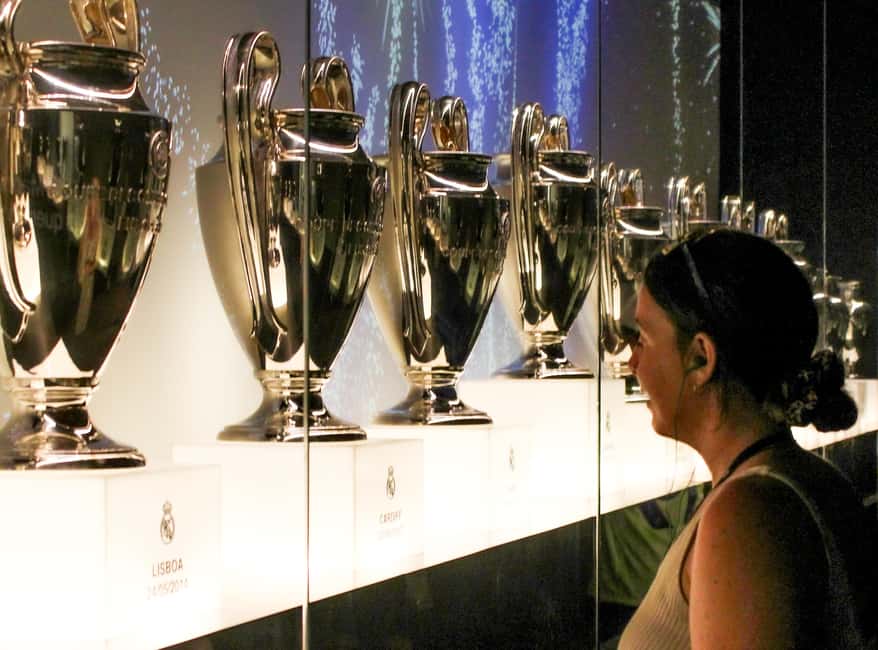 Madrid: Guided Tour of Bernabéu Stadium - Panoramic view: see the Bernabéu transformation in one glance