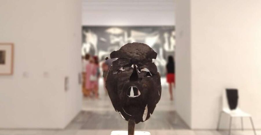 Madrid: Guided Tour of Reina Sofía Museum with Entry Ticket - Guernica and the Spanish Civil War: why the museum hits differently with context
