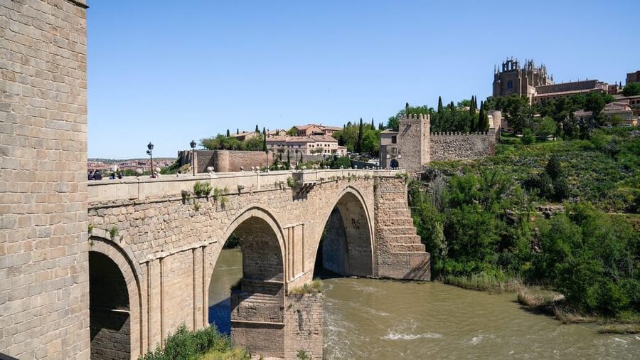 Madrid: Guided Tour of Toledo with Cathedral Visit - Getting from Madrid to Toledo: coach ride and first impressions
