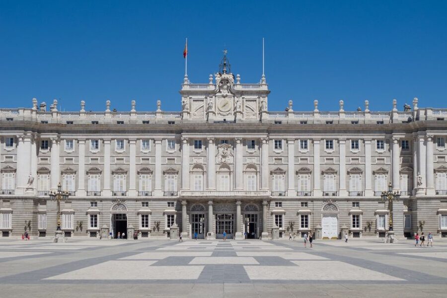 Madrid: Guided Visit to the Royal Palace - Headsets, Small Groups, and Famous Guides Like Miguel, Eva, and Fatima