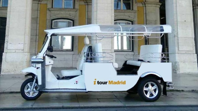 Madrid: Highlights City Tour by Electric Tuk Tuk - Why this hour-long electric tuk-tuk is a smart Madrid move