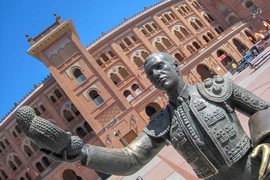 Madrid: Las Ventas Bullring Tour with Audio Guide - Walking the Bullfighter Viewpoints Inside the Ring