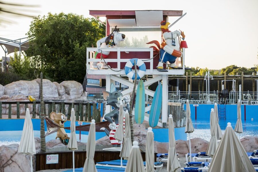 Madrid: Parque Warner Beach Entry Ticket - Price and value, what $29 really means for a full day