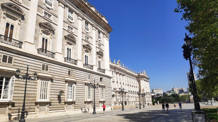 Madrid: Royal Palace Entry Ticket and Small Group Tour - Price and Value: Is $54 Worth It?