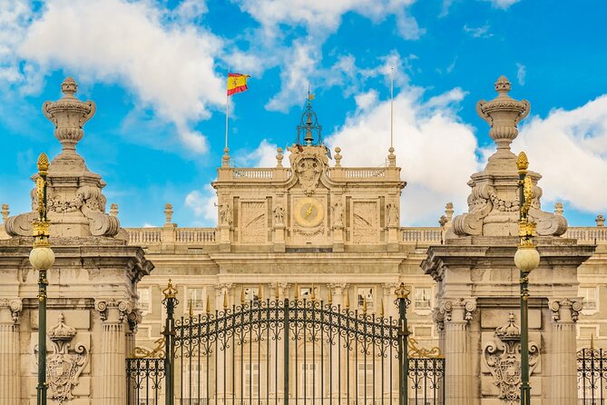 Madrid: Royal Palace Expert Guided Tour with Optional Tapas - Optional Upgrade: Royal Collections Gallery vs Tapas Meal