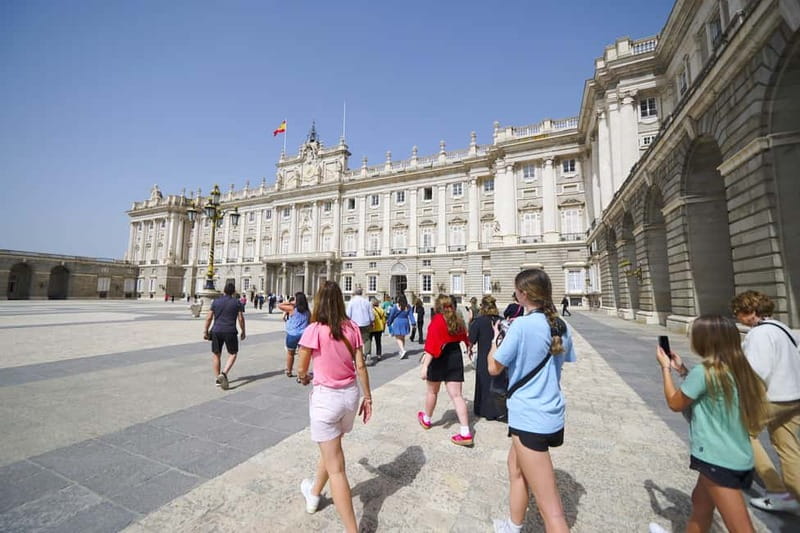 Madrid: Royal Palace Expert Guided Tour with Skip-the-Line - Key Things That Make This Tour Worth Your Time