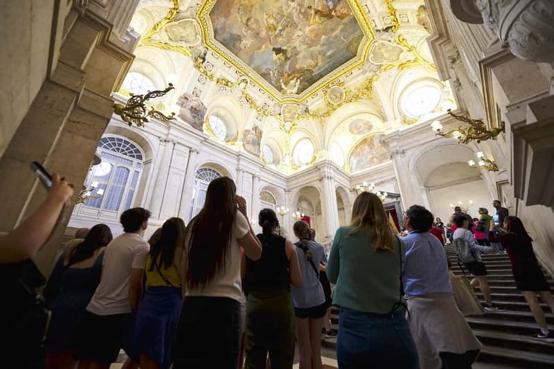 Madrid: Royal Palace Expert Guided Tour with Skip-the-Line - Throne Room to Banquet Hall: What the 2 Hours Actually Get You
