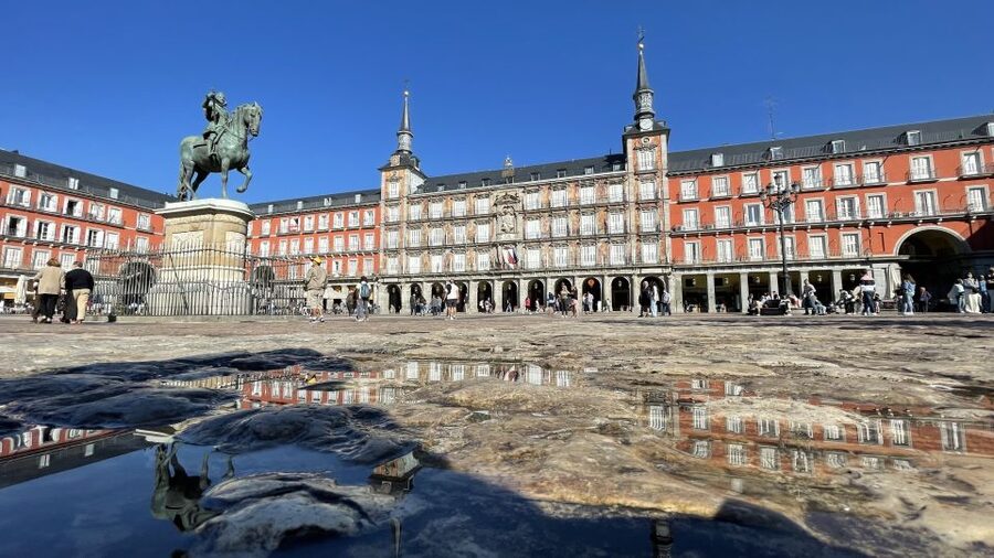Madrid: Royal Palace Skip-the-Line Guided Tour - How long it really takes, and why timing is part of the value