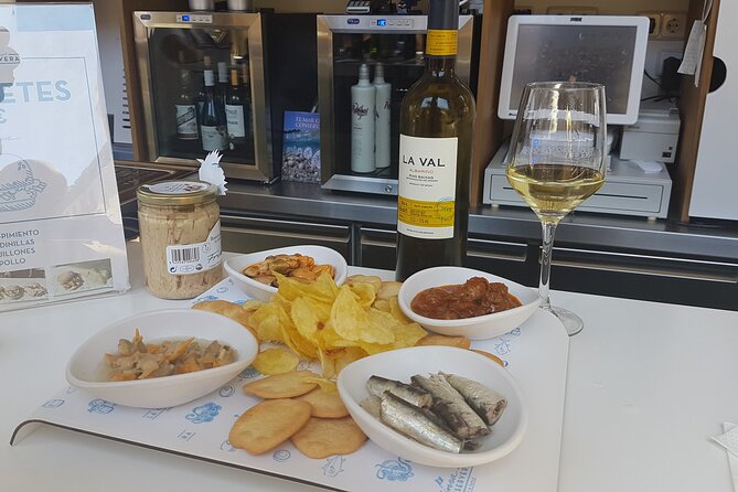 Madrid Small Group Tapas Tour at 4 Venues -Lunch or Dinner - Dessert Finish at Chocolatería San Ginés: Churros and Old-World Chocolate
