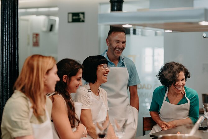 Madrid Tapas & Paella Cooking Experience with Local Market Visit - Why this market-to-kitchen plan works so well in Madrid
