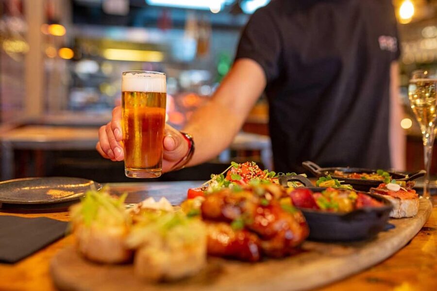Madrid: Tapas & Wine Tour with Visit to a Rooftop - Plaza Mayor: the majestic backdrop, plus more tasting time