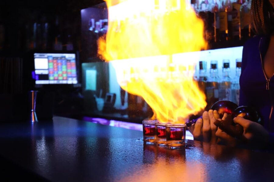 Madrid: Top Pub Crawl with Drinks and Free Nightclub Entry - Who This Tour Fits Best (And Who Might Want Something Else)