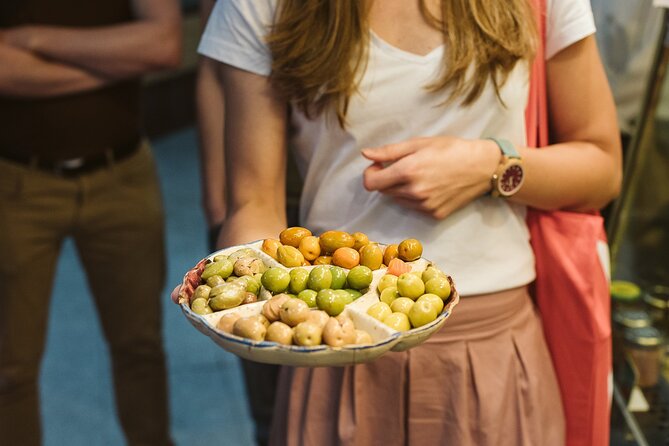Madrid Ultimate Spanish Cuisine Food Tour - Stop by stop: what you eat, what you learn, and how each place fits Madrid