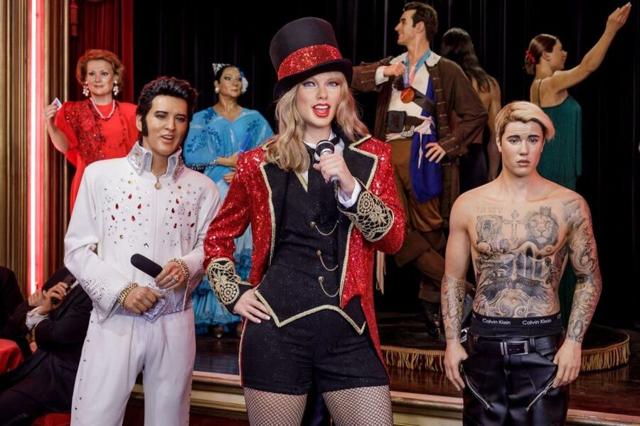 Madrid: Wax Museum Entry Ticket - Staff help you get oriented, but you are still self-paced