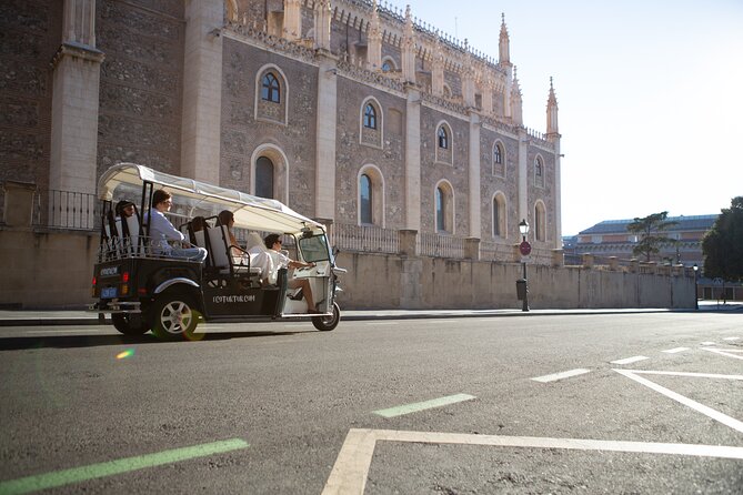 Madrid Welcome Tour with Local Guide in Eco Tuk Tuk Private - FAQ