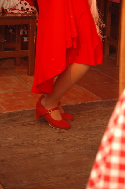 Málaga: Learn to dance flamenco rumba in 45 minutes - Key things I’d highlight before you go