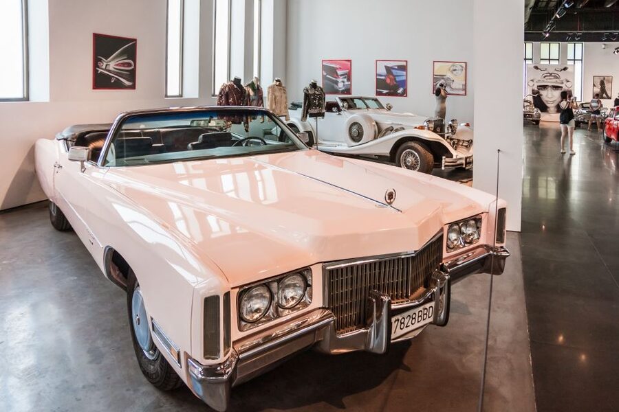 Málaga: Museo del Automóvil y la Moda Ticket - Meeting point and what to bring