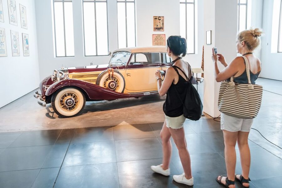Málaga: Museo del Automóvil y la Moda Ticket - 50 minutes: how to pace it without rushing